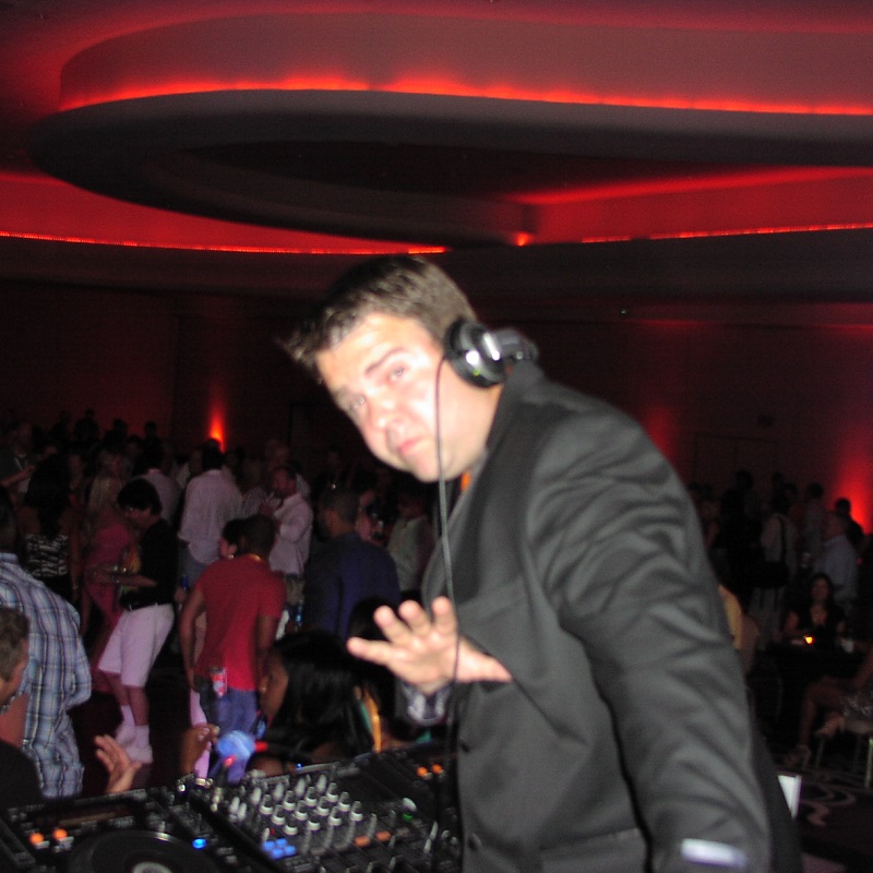 dj dan
